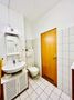 makellos 08 ETW Rostock Warener Str. 52 - Duschbad.jpg