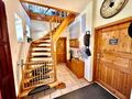 makellos 10 EFH Velgast - Hauseingangsflur mit Treppe zum DG.jpg